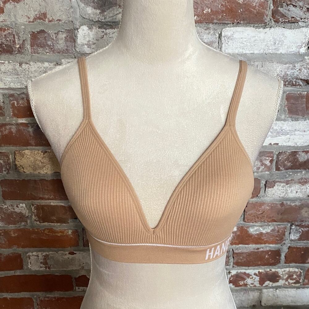 Hanes Women's Beige Ribbed V Neck Adjustable Straps Bra Size M